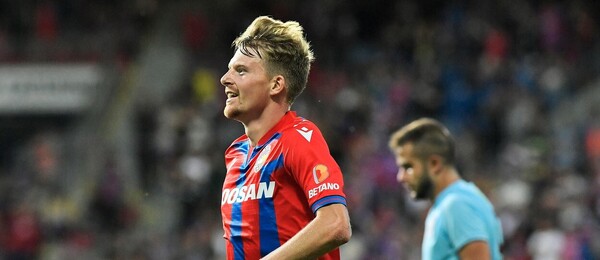 Pavel Šulc se raduje ze svého gólu do sítě Gziry
