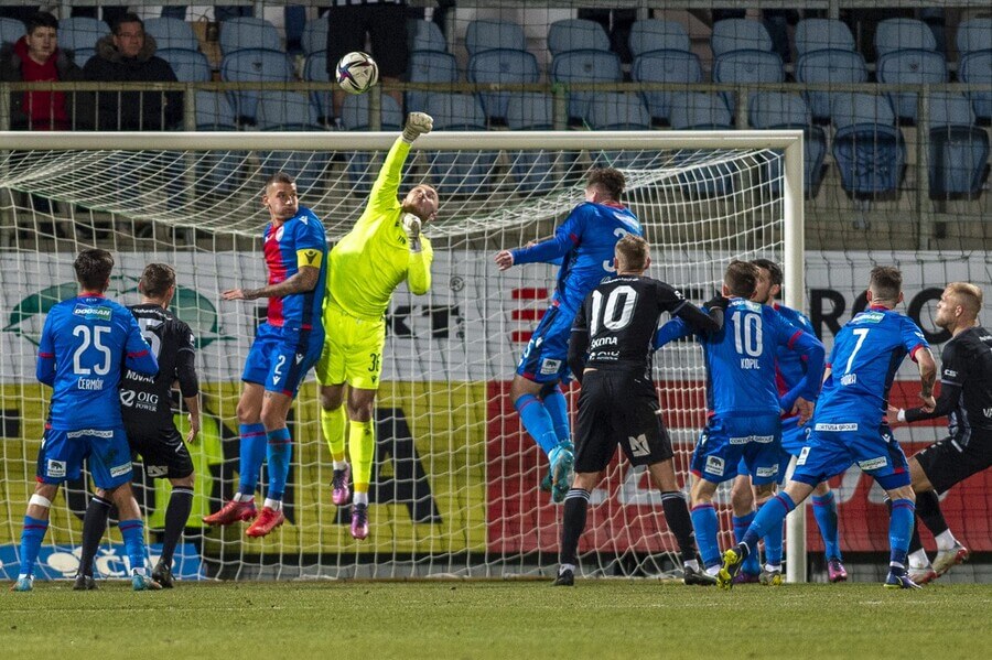 V 19. kole Fortuna ligy hostí Viktoria Plzeň Dynamo České Budějovice. Zápas sledujte živě od 15:00 v live streamu na Fortuna TV.