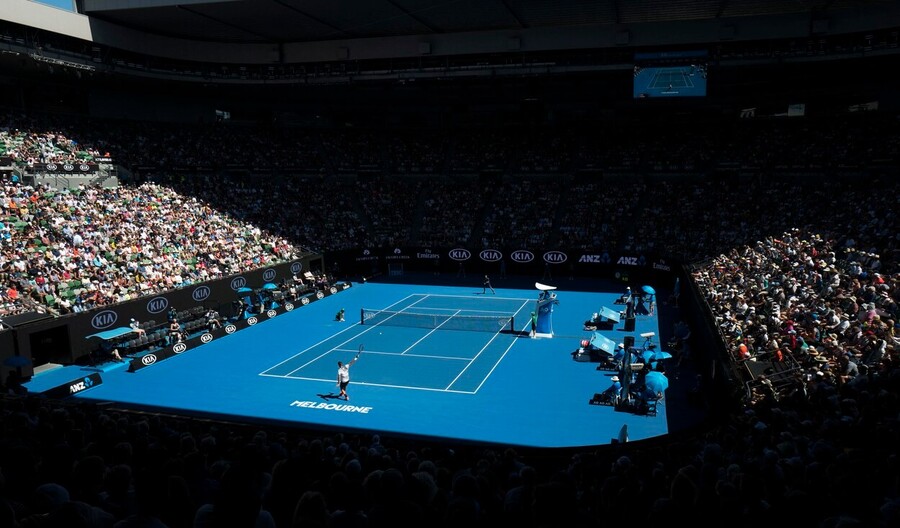Tenis, grandslam Australian Open, pohled na jeden z kurtů