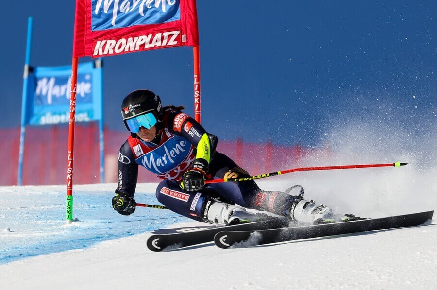 Alpské lyžování, FIS Světový pohár Kronplatz, obří slalom, Sara Hector ze Švédska