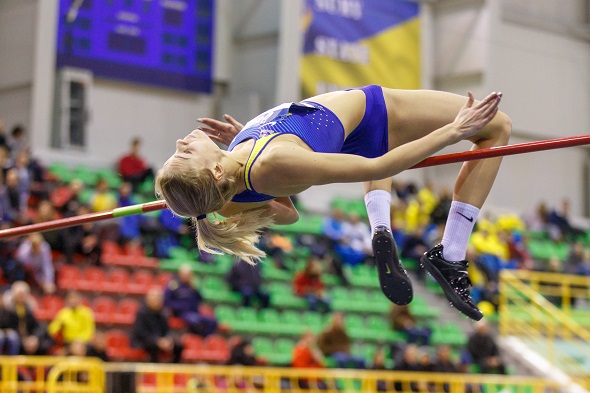 Atletika, skok vysoký, ukrajinská závodnice Levchenko - Zdroj Skumer, Shutterstock.com