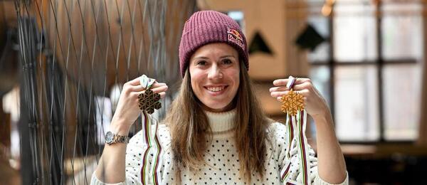 Snowboardcross, Eva Adamczyková (Samková) se svými medailemi