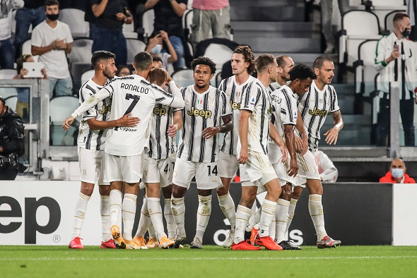 Seria A, Juventus Turín, hráči se radují s Cristianem Ronaldem - Zdroj cristiano barni, Shutterstock.com