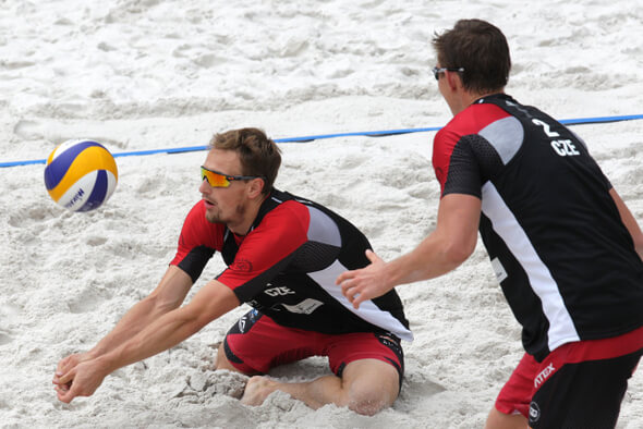 Plážový volejbal (beach volejbal), Ondřej Perušič a David Schweiner - ČTK, Sznapka Petr