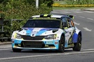 Rallye, bílo-modrá Škoda Fabia R5 - Zdroj Miroslav Milda, Shutterstock.com