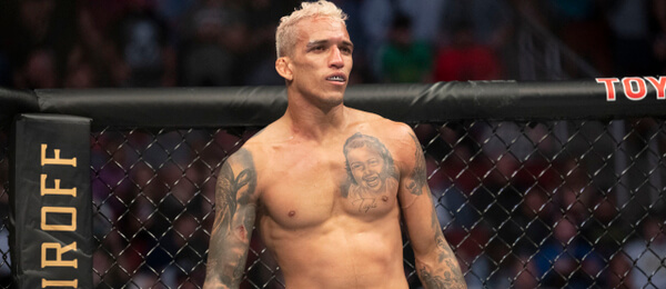 Charles Oliveira se utká s Dustinem Poirierem na UFC 269