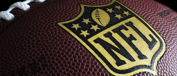 Americký fotbal, NFL, míč, logo - Zdroj Twin Design, Shutterstock.com