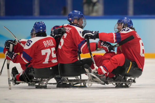 Čína - Česko: čtvrtfinále ve sledge hokeji na paralympiádě 2022