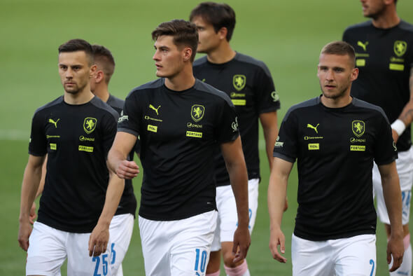 fotbal-ceska-reprezentace-jakub-pesek-patrik-schick-a-pavel-kaderabek-zdroj-ctk-pa-jonathan-moscrop.jpeg
