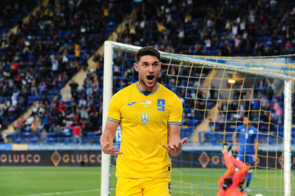 Fotbal, reprezentace Ukrajiny, Roman Yaremchuk - Zdroj Vitalii Vitleo, Shutterstock.com