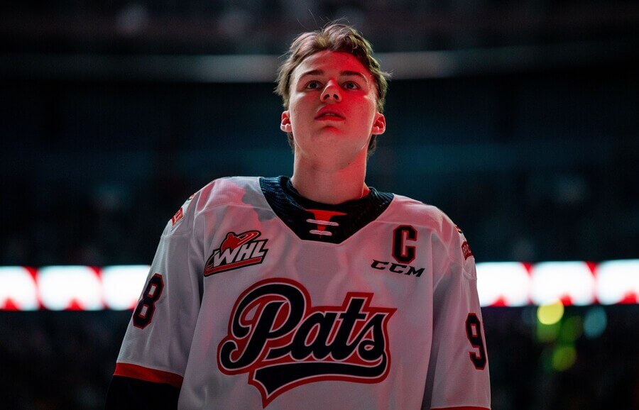 Kanadský hokejista Connor Bedard je očekávanou jedničkou draftu NHL 2023 - vstupní draft NHL - informace, výsledky, pořadí, Češi