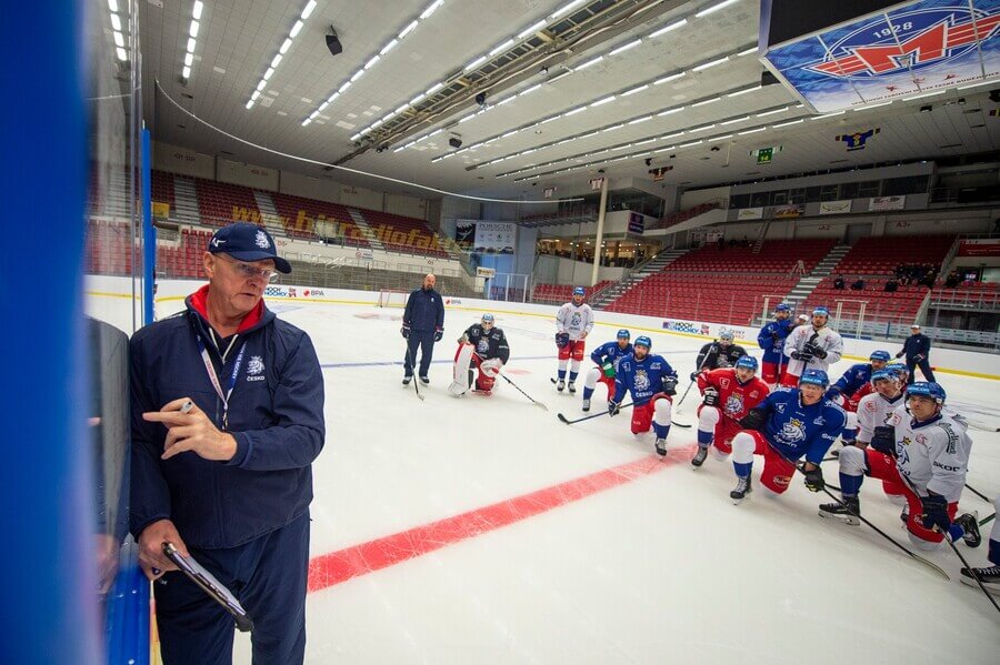 Hokej Euro Hockey Tour Karjala Cup - český národní tým dnes zahajuje novou sezonu - sledujte utkání Česko vs Švédsko živě v online live streamu