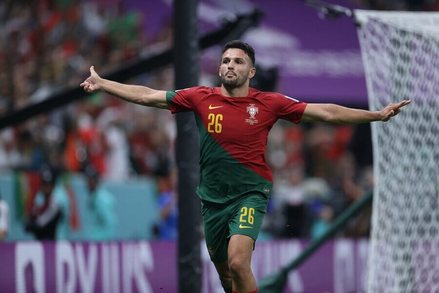 Portuglaský útočník Goncalo Ramos vstřelil hattrick v osmifnále MS ve fotbale 2022 - Profimedia