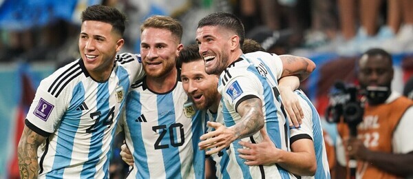 Argentinci slaví gól do sítě Austrálie