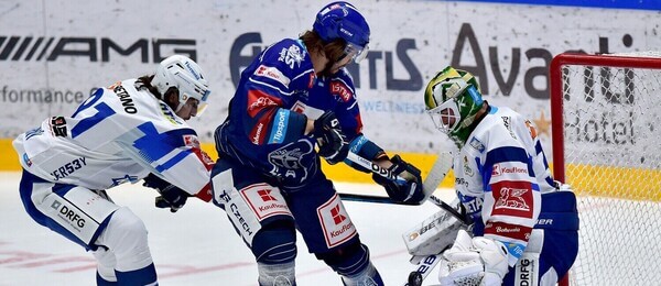 Hokejisté HC Kometa Brno a Rytíři Kladno v utkání Tipsport extraligy ELH 2022-2023 - sledujte hokej Kometa vs Kladno živě v live streamu online zdarma