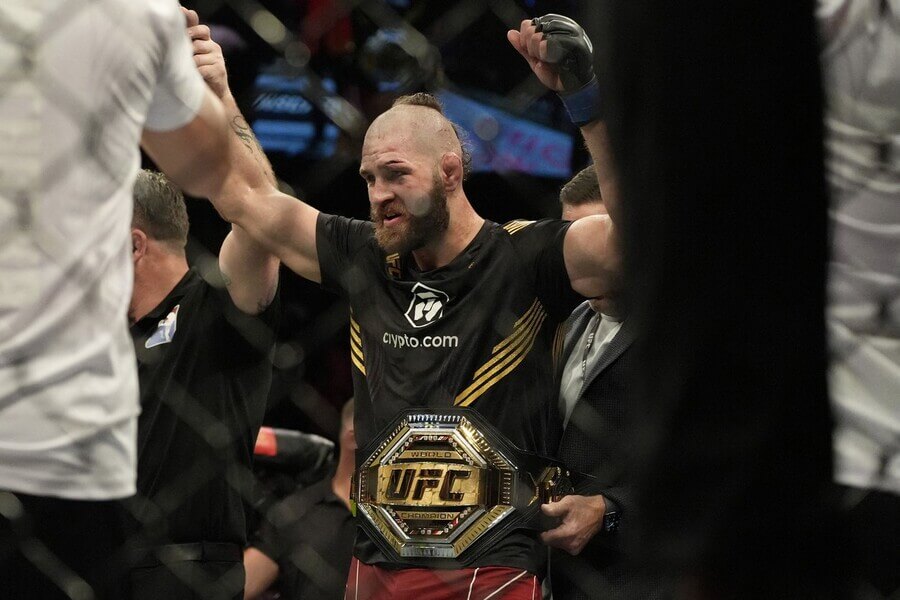Jiří Procházka získal titul ve střednětěžké váze v UFC a postaral se o největší český úspěch v historii MMA - Profimedia