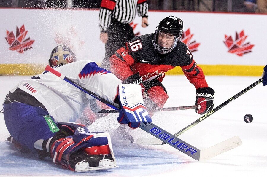Kanadský útočník Connor Bedard by měl být jasnou jedničkou draftu a budoucí superstar NHL - Profimedia