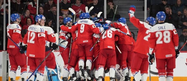 Český hokejový tým do 20 let slaví vítězství nad Kanadou na MS juniorů 2023 - Profimedia