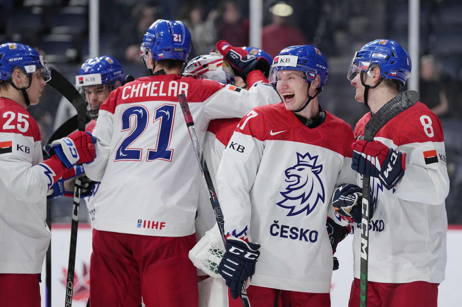 Český hokejový tým do 20 let slaví vítězství nad Rakouskem na na MS juniorů 2023 - dnes sledujte živě utkání Švédsko - Česko na MS U20 - Profimedia