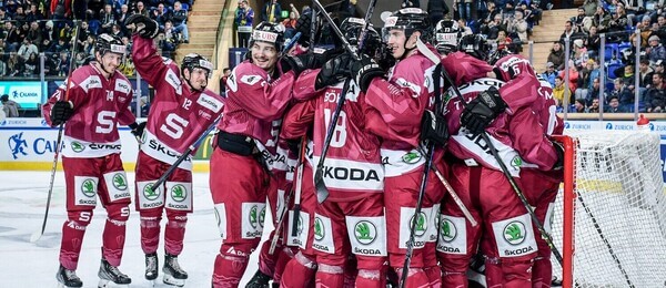 Hokejisté HC Sparta Praha slaví postup do finále Spenglerova poháru 2022 - Ve finále je vyzve Ambri-Piotta - Sledujte finále Spengler Cupu 2022 Sparta vs Ambri-Piotta 2022 živě v live streamu online - foto Profimedia