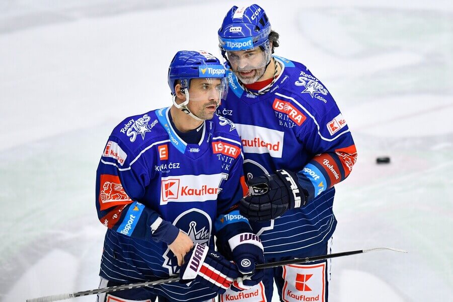 Hokejisté Jaromír Jágr a Tomáš Plekanec dnes za Kladno nastoupí v retro dresech Poldi - sledujte hokej Kladno vs Plzeň živě v online live streamu - foto Profimedia