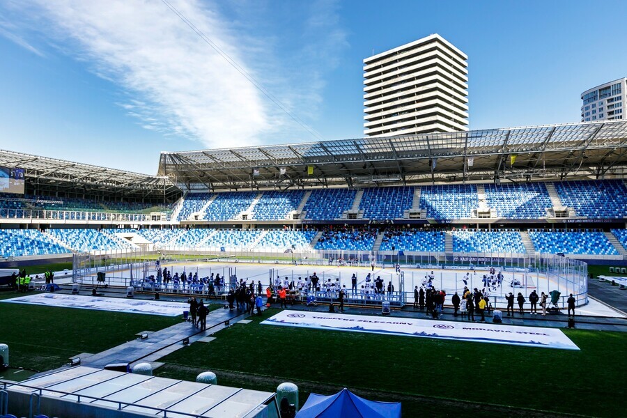 Národní fotbalový stadion, Tehelne pole, Bratislava, dnes hostí utkání hokejové Tipsport extraligy HC Oceláři Třinec vs HC Kometa Brno - sledujte hokej Třinec vs Kometa živě - foto TASR - Profimedia