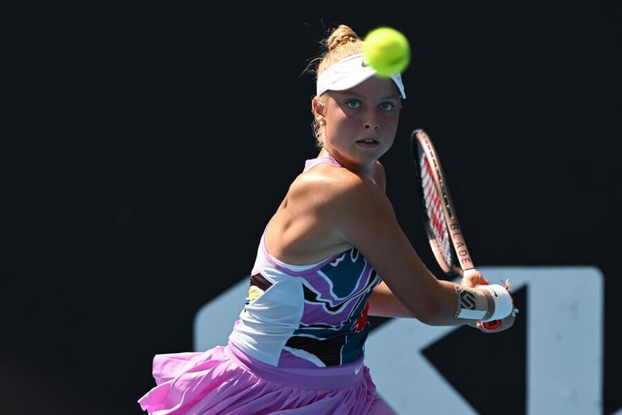 Brenda Fruhvirtová dnes zažije debut na grand slamu - hraje 1. kolo Australian Open 2023