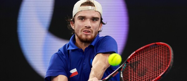Tenis, ATP, Tomáš Macháč při United Cupu 2023 v Austrálii