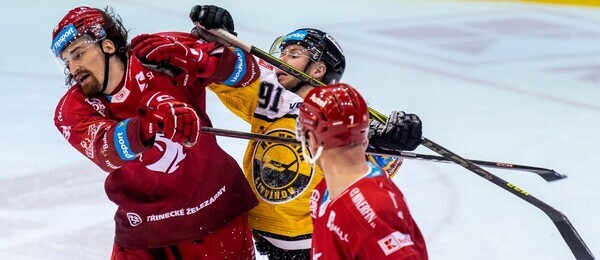 Hokejisté HC Oceláři Třinec a HC Verva Litvínov v utkání Tipsport extraligy ELH 2023 - sledujte dnes hokej Třinec vs Litvínov živě - online live stream playoff