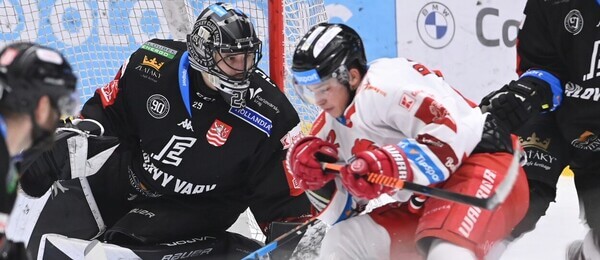 Hokejisté HC Energie Karlovy Vary a HC Olomouc v utkání Tipsport extraligy ELH 2023 - kde dnes sledovat hokej Olomouc vs Karlovy Vary - online live stream