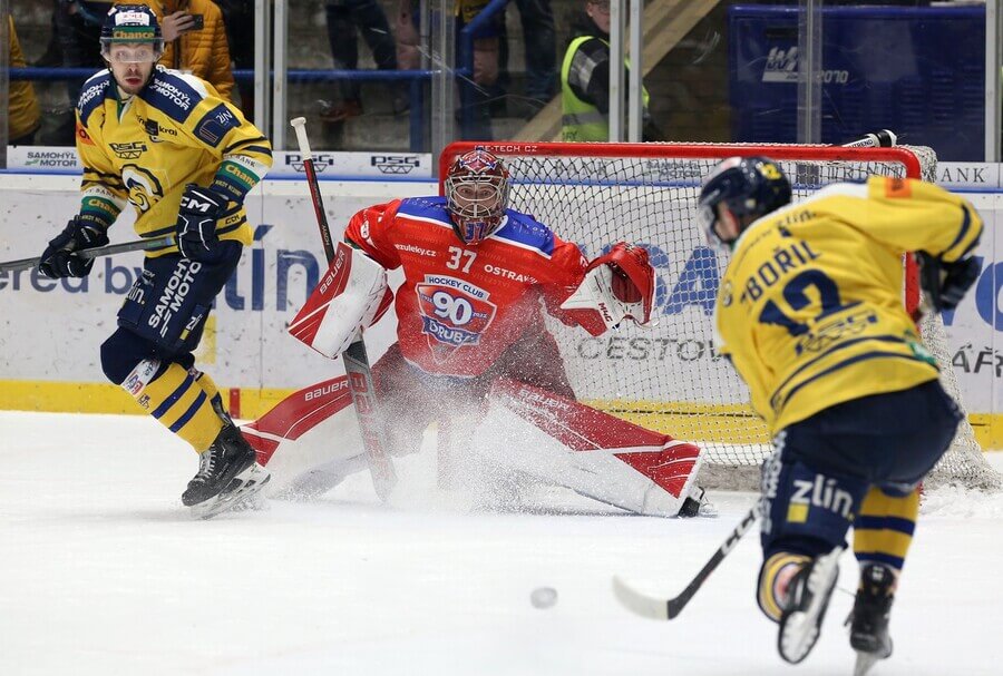 Hokejisté Poruby a Zlína v utkání hokejové Chance ligy 2023 - sledujte dnes hokej Poruba vs Zlín živě - online live stream zdarma