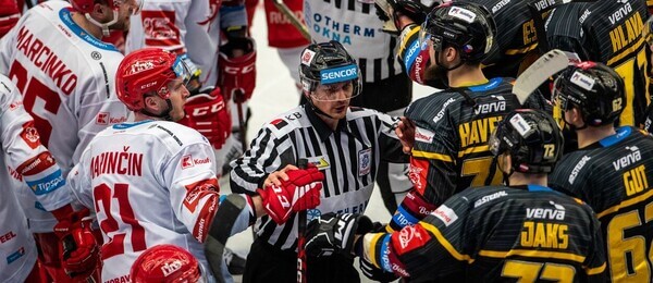 Hokejisté HC Verva Litvínov a HC Oceláři Třinec v utkání předkola play off hokejové Tipsport extraligy ELH 2023 - sledujte dnes hokej Litvínov vs Třinec živě