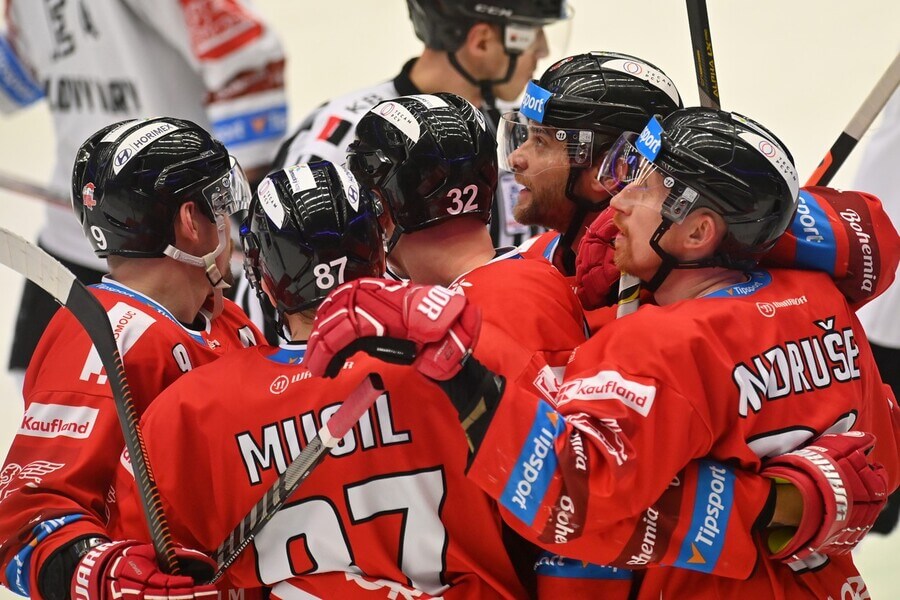 HC Olomouc vyhrála v Karlových Varech zápas číslo tři, má díky tomu blíže do čtvrtfinále play off Extraligy