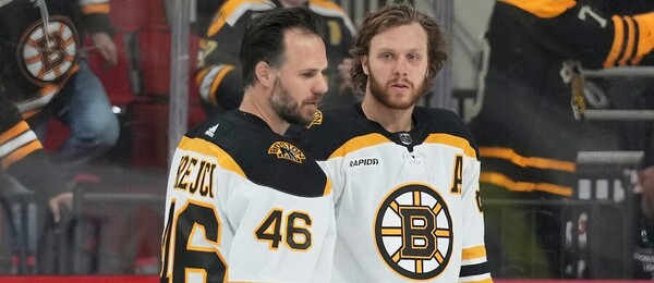 David Krejčí a David Pastrňák pomohli Bostonu Bruins k rekordní sezoně v základní části NHL