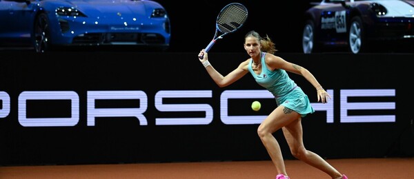 Česká tenistka Karolína Plíšková na turnaji WTA Porsche Tennis Grand Prix 2023 ve Stuttgartu - Plíšková dnes na WTA 500 Stuttgart hraje osmifinále proti Donně Vekič