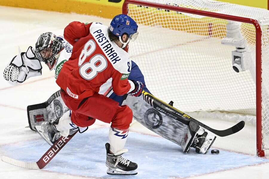 David Pastrňák v zápase Česko vs Norsko na MS v hokeji 2022