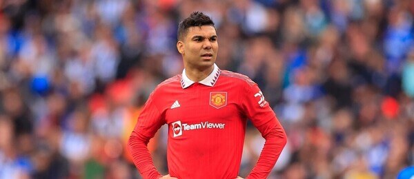 Casemiro během semifinále FA Cupu