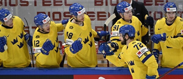 Reprezentanti Švédska oslavují gól na mistrovství světa v ledním hokeji - Švédsko na MS v hokeji - info, program, výsledky, sestava, historie