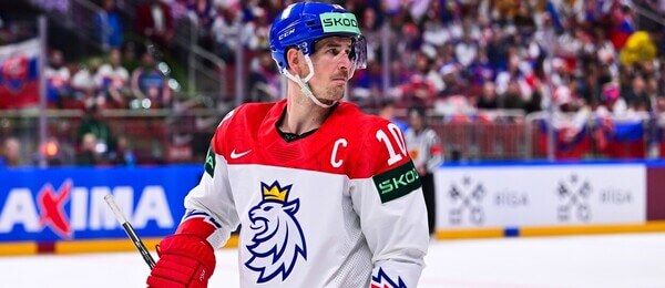 Kapitán české reprezentace na MS v hokeji 2023 Roman Červenka - sledujte dnes hokej Česko vs Kazachstán na MS živě online