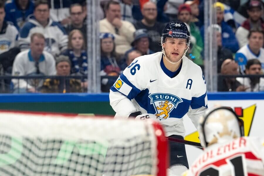 Střelec Colorada Mikko Rantanen na MS v hokeji 2023 stále čeká na první gól