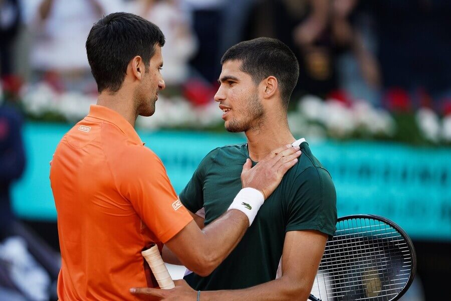 Tenis, ATP, Novak Djokovič a Carlos Alcaraz po zápase ATP 1000 v Madridu