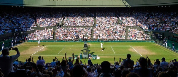 Tenis, Wimbledon, Londýn - diváci sledují tenisový Wimbledon v All England Clubu