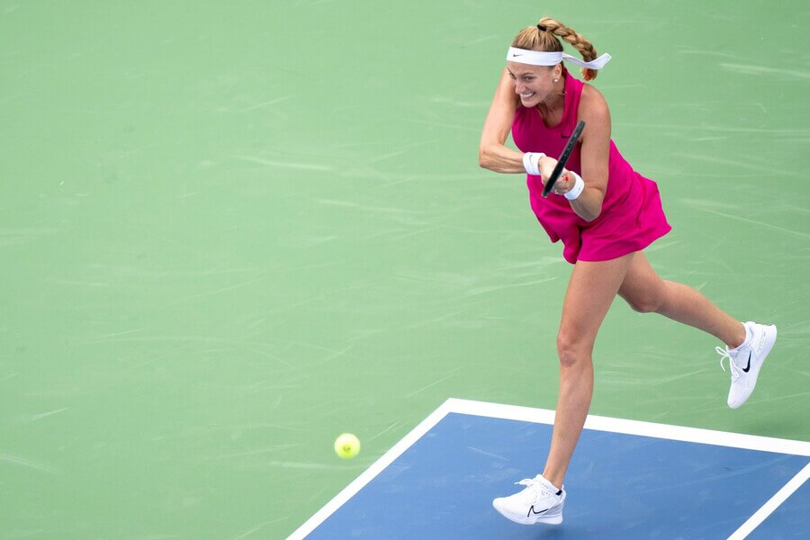 Česká tenistka Petra Kvitová v utkání prvního kola WTA 1000 Cincinnati 2023 - sledujte dnes tenis Kvitová vs Nosková živě online