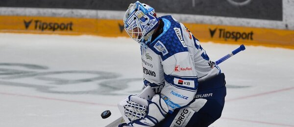 Tento puk Dominik Furch zastavil, jinak ale Kometa Brno v extralize inkasovala už 8 gólů - sledujte dnes hokej Kometa vs Litvínov živě online