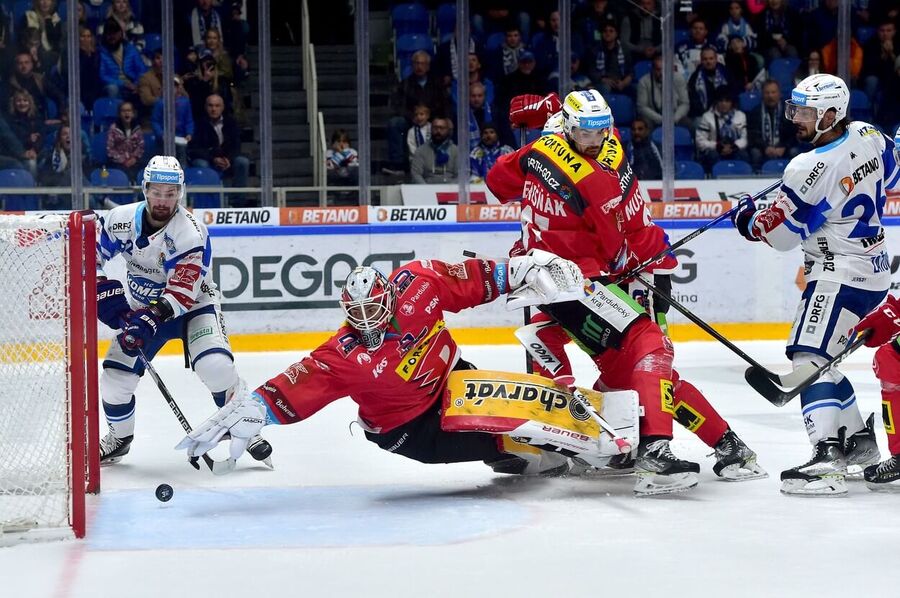 Sledujte utkání 8. kola extraligy mezi Pardubicemi a Kometou Brno živě v online livestreamu na TV Tipsport.