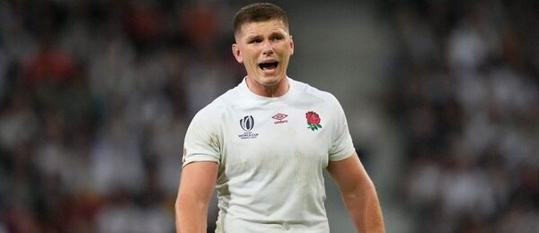 Kopáč Owen Farrell bude v základní sestavě Anglie ve čtvrtfinále MS v ragby 2023 proti Fidži