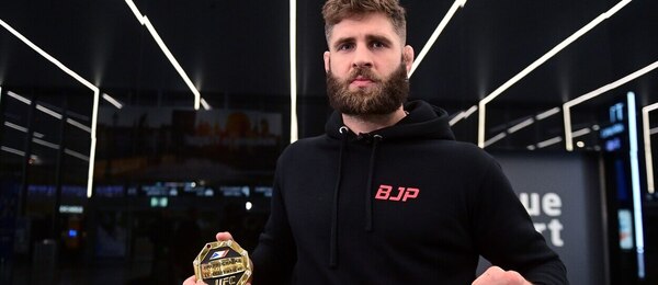 Jiří Procházka je nejznámějším českým MMA zápasníkem na světě. Sledujte jeho návrat do UFC v sobotu 11. 11. díky livestreamu na Fortuna TV.