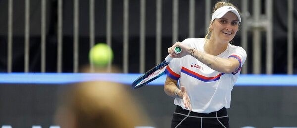 Tenis, Billie Jean King Cup 2023, Markéta Vondroušová na tréninku před zápasem finálové skupiny proti Švýcarsku