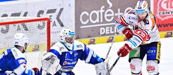 Brankář Jan Kavan v neděli dovedl Kometu Brno k vítězství nad Dynamem Pardubice, dnes se oba celky utkají znovu