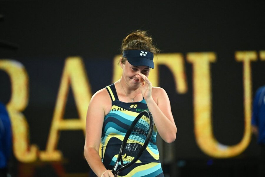 Česká tenistka Linda Nosková po výhře nad Igou Swiatek ve třetím kole Australian Open 2024 v Melbourne